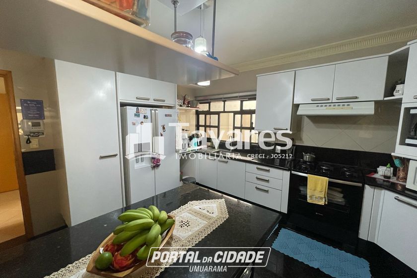 Sobrado &agrave; venda - 484m&sup2; - Zona II