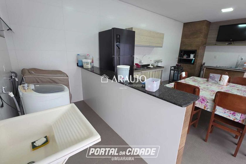 Casa &agrave; venda - 243m&sup2; - Jardim Indai&aacute;