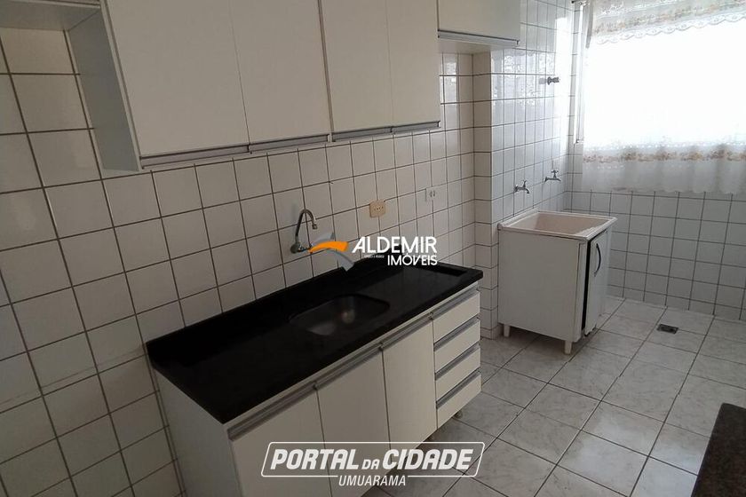 Apartamento para alugar - 51m&sup2; - Zona 3
