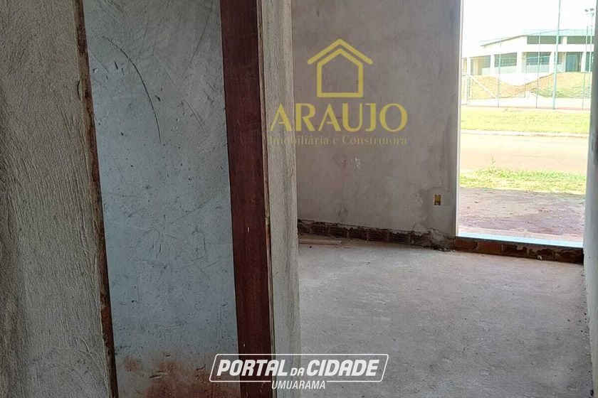 Casa &agrave; venda - 200m&sup2; - Porto Camargo