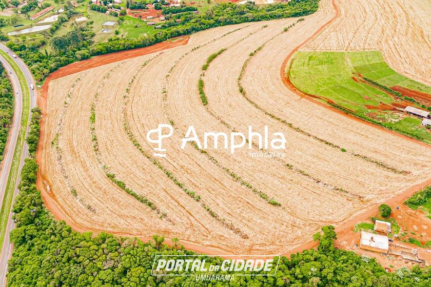 Terreno &agrave; venda - 127000m&sup2; - Zona Rural