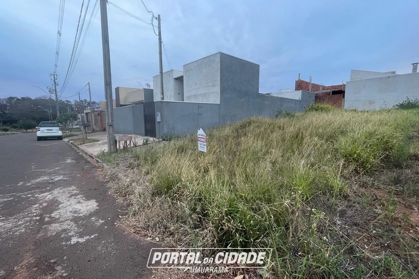 Terreno &agrave; venda - 189m&sup2; - JARDIM SOLUAR