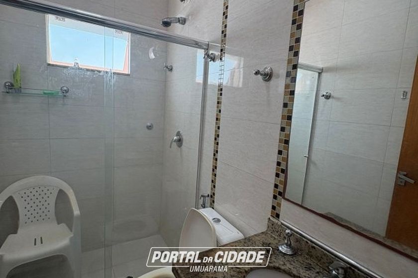 Casa &agrave; venda - 420m&sup2; - JARDIM SUZUKI