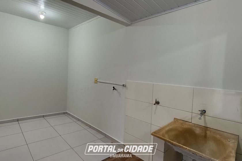 Casa para alugar - 188m&sup2; - ZONA VI