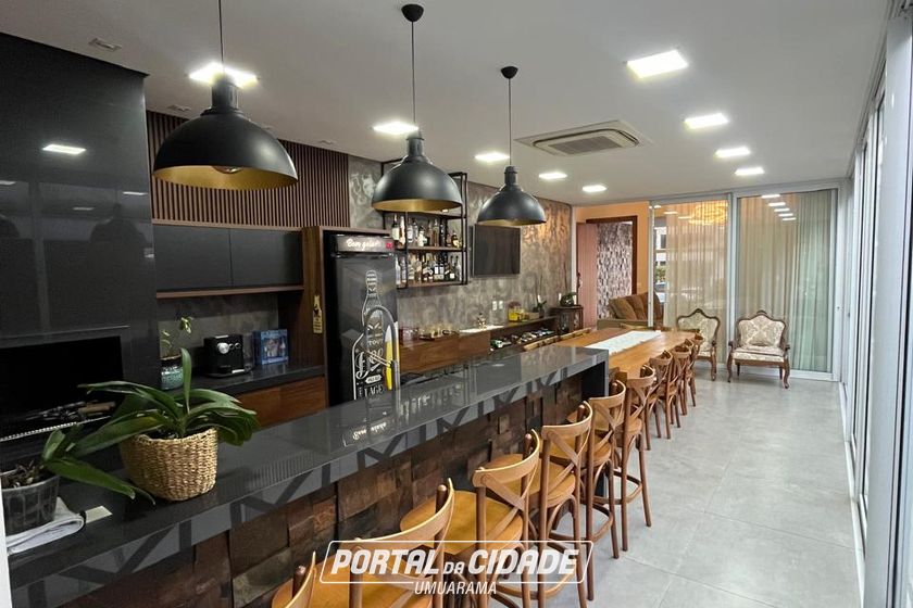 Casa &agrave; venda - 275m&sup2; - Condom&iacute;nio Royal Garden