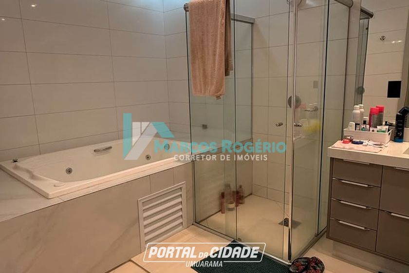 Apartamento &agrave; venda - 180m&sup2; - Zona III