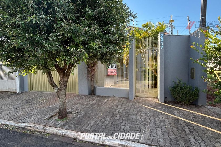 Casa para alugar - 185m&sup2; - Parque Bandeirantes