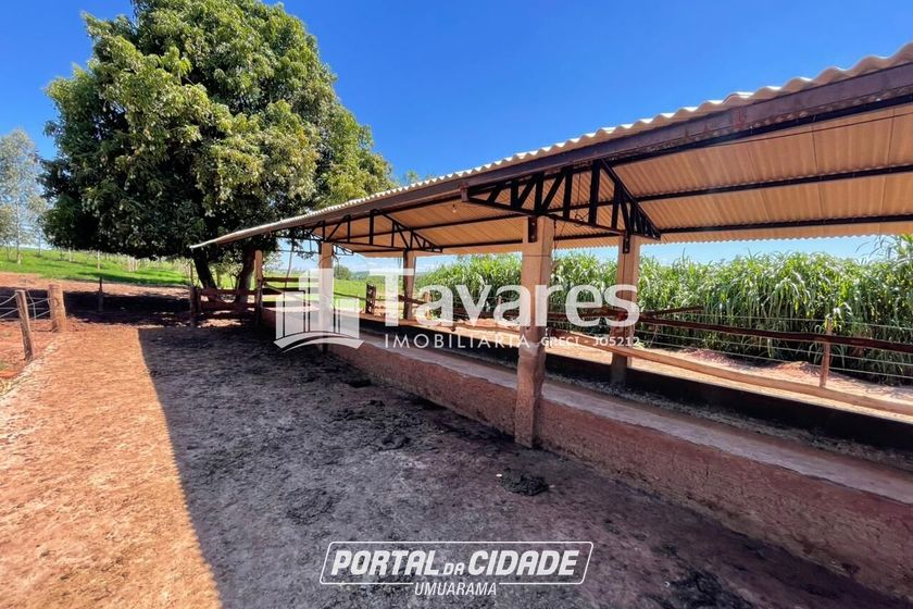 S&iacute;tio &agrave; venda - 95m&sup2; - Centro