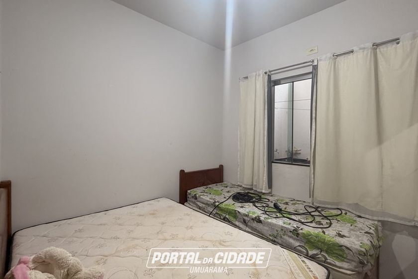 Casa &agrave; venda - 102m&sup2; - Parque Residencial Interlagos