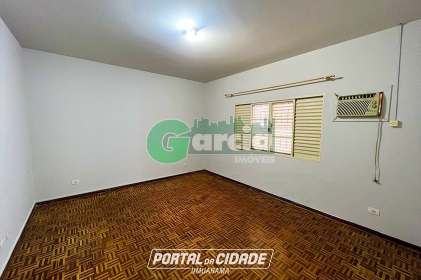 Casa &agrave; venda - 360m&sup2; - Jardim Harmonia