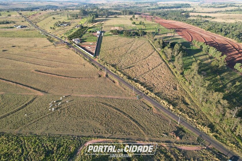 Terreno &agrave; venda - 20000m&sup2; - ESTRADA JURUPOCA