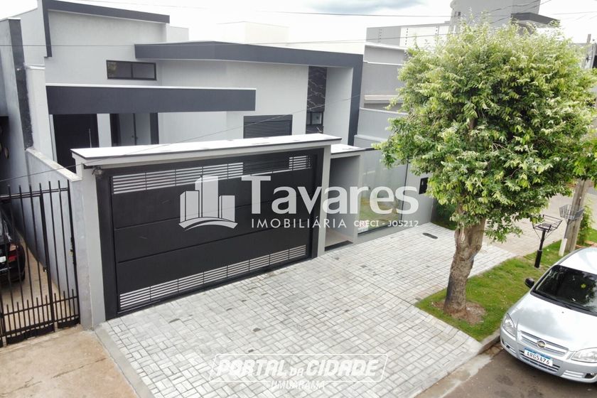 Casa &agrave; venda - 124m&sup2; - Jardim Cima
