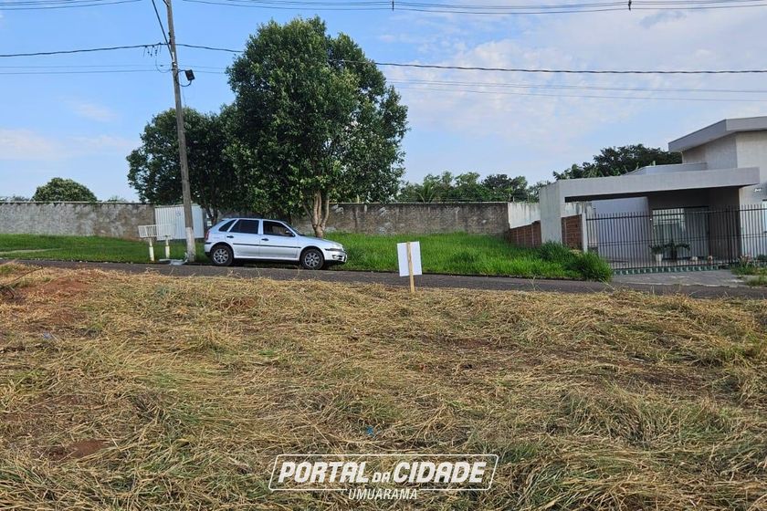 Terreno &agrave; venda - 204m&sup2; - Jardim Aeroporto II