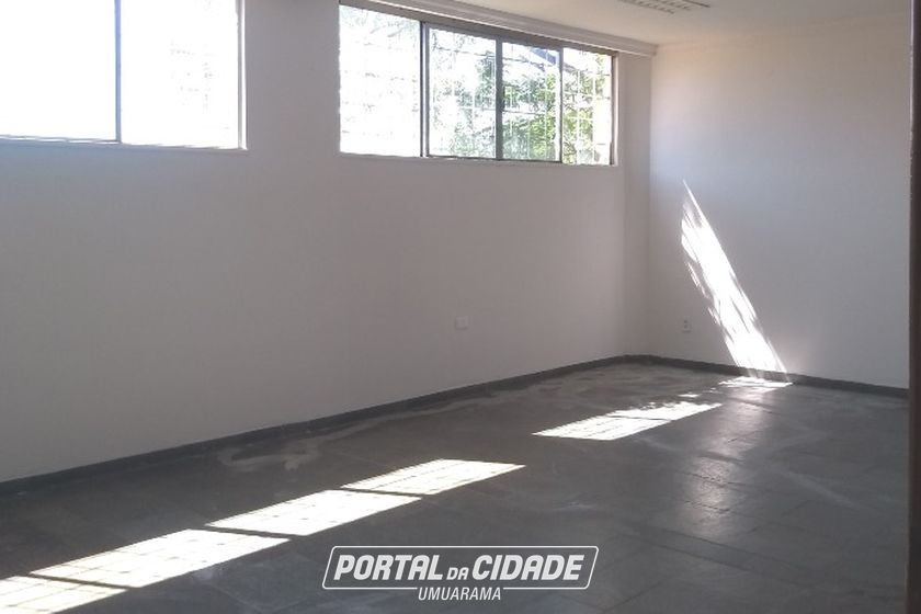 Sala Comercial para alugar - 240m&sup2; - Zona II