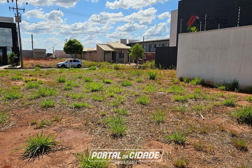 Terreno &agrave; venda - 192m&sup2; - Jardim Trianon