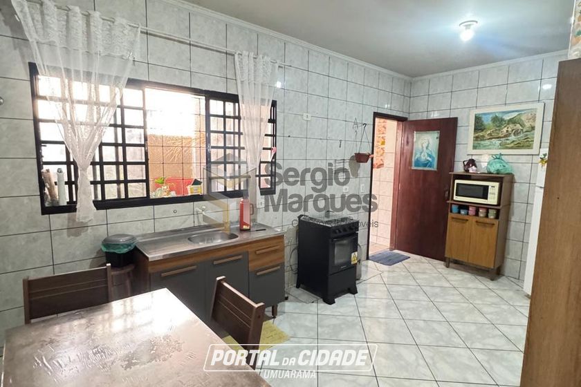 Casa &agrave; venda - 138m&sup2; - Zona IV