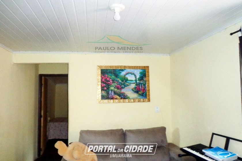 Casa &agrave; venda - 90m&sup2; - CONJUNTO RESIDENCIAL C&Oacute;RREGO LONGE