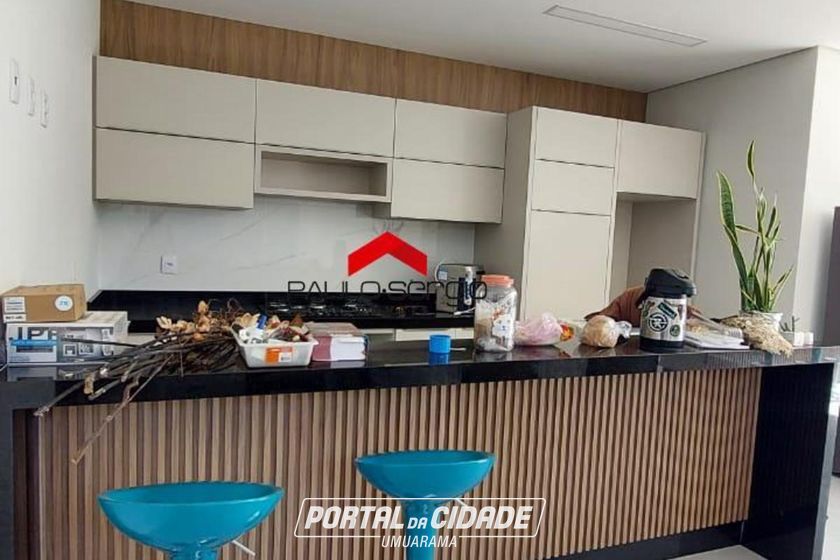 Sobrado &agrave; venda - 271m&sup2; - Zona VII