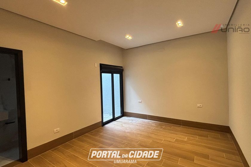 Casa &agrave; venda - 225m&sup2; - Parque Bandeirantes