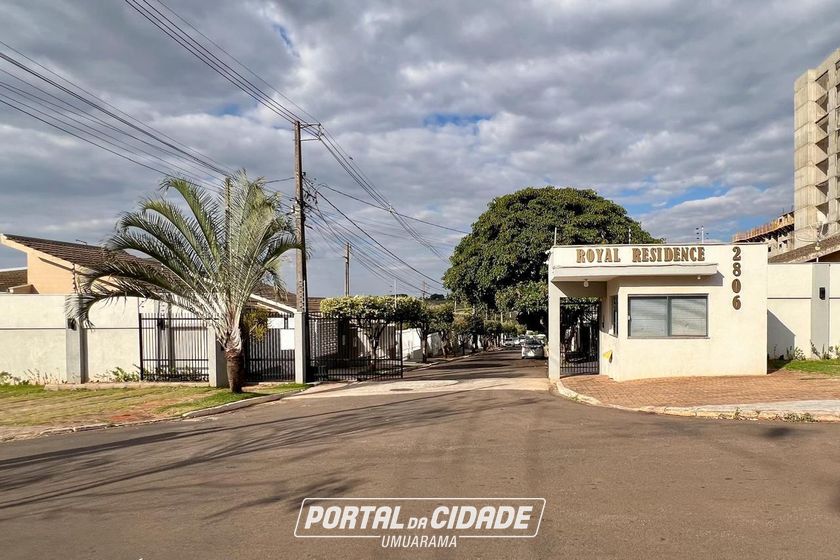 Casa &agrave; venda - Centro