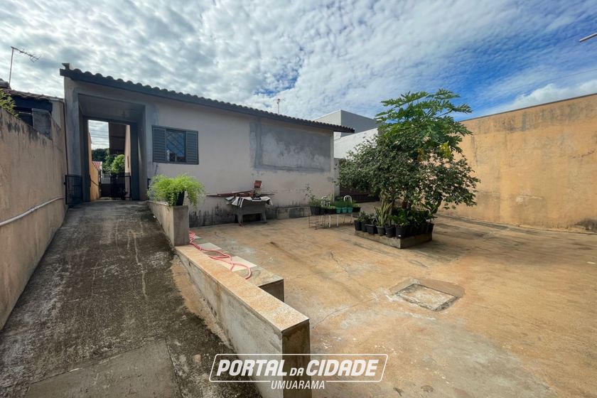 Casa &agrave; venda - 177m&sup2; - JARDIM PETROPOLIS