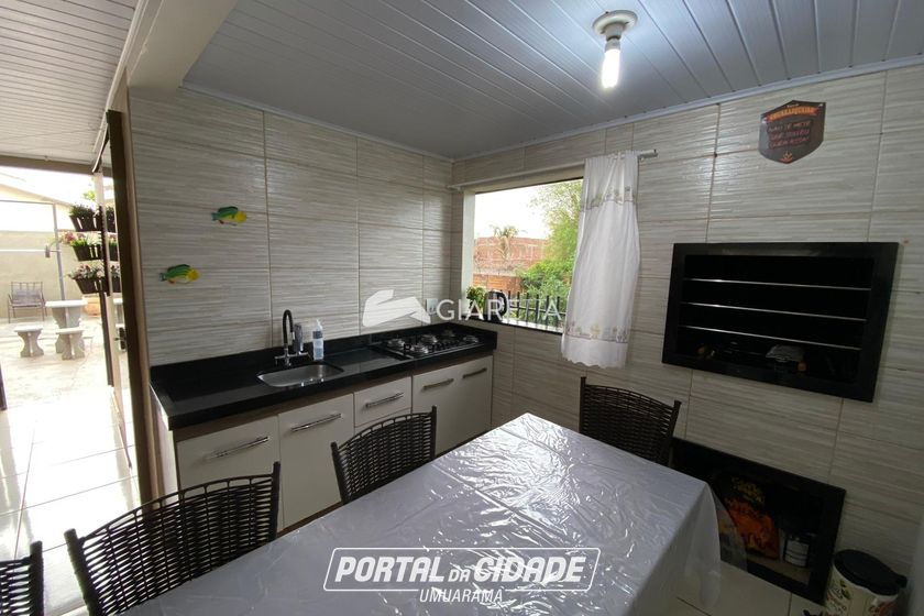 Casa &agrave; venda - 140m&sup2; - CENTRO