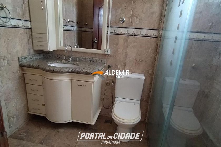 Sobrado &agrave; venda - 289m&sup2; - Zona Armaz&eacute;m