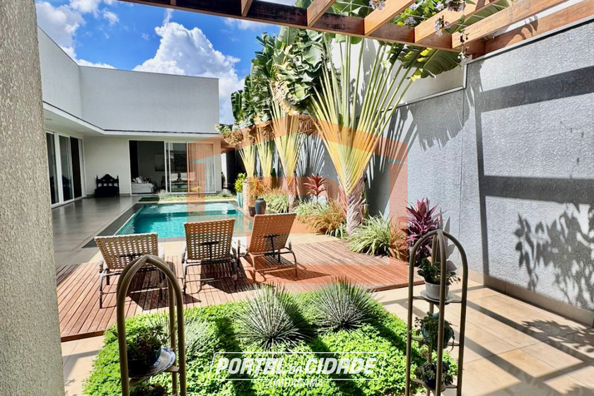 Casa &agrave; venda - 261m&sup2; - Zona II