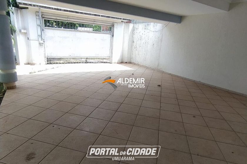 Sobrado &agrave; venda - 289m&sup2; - Zona Armaz&eacute;m