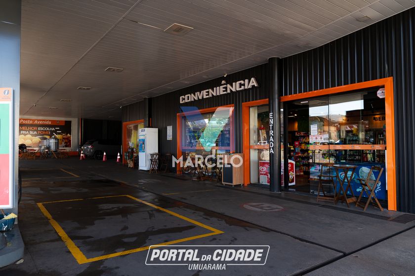 Sal&atilde;o Comercial &agrave; venda - 1470m&sup2; - Zona I