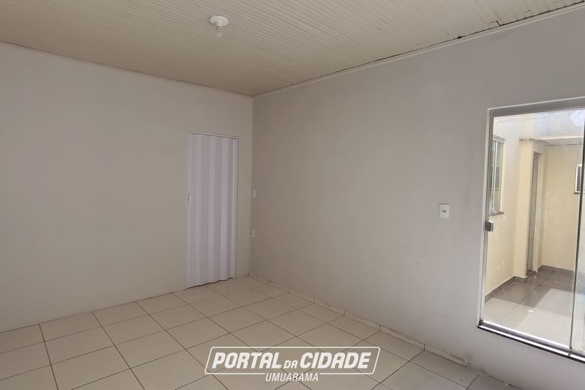 Casa para alugar - 324m&sup2; - ZONA V