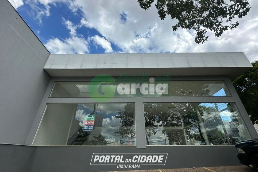 Sal&atilde;o Comercial para alugar - 486m&sup2; - ZONA III