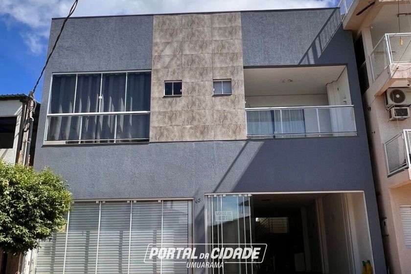 Sobrado &agrave; venda - 215m&sup2; - Centro