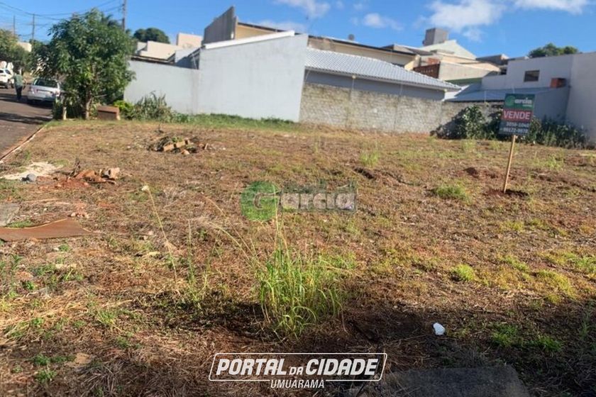 Terreno &agrave; venda - 230m&sup2; - -