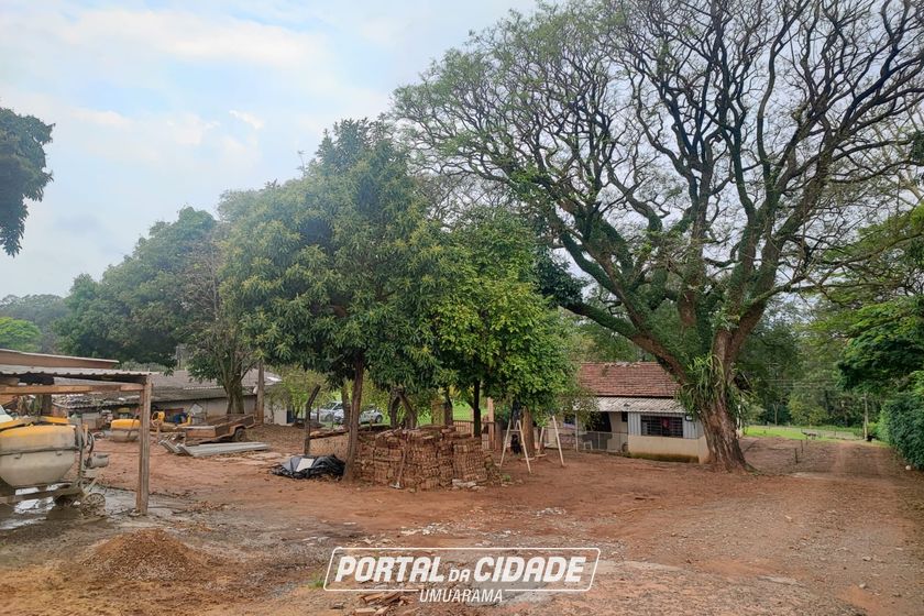 Ch&aacute;cara &agrave; venda - 400m&sup2; - ESTRADA MORADA DO SOL