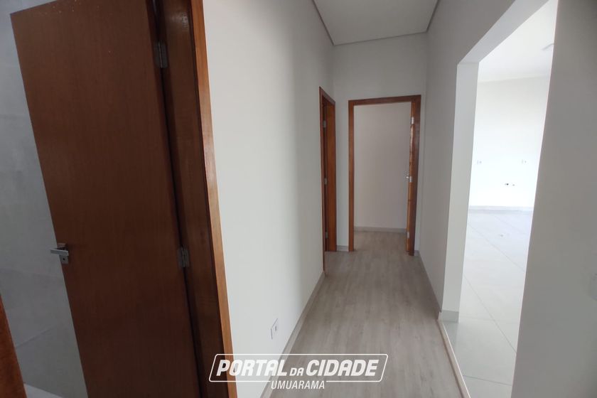 Casa &agrave; venda - 130m&sup2; - Jardim Tropical