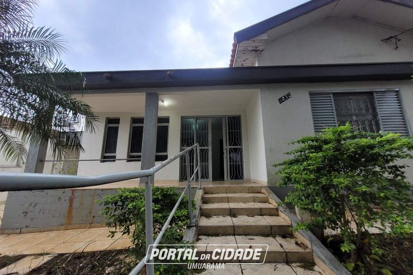 Casa para alugar - 324m&sup2; - Zona I