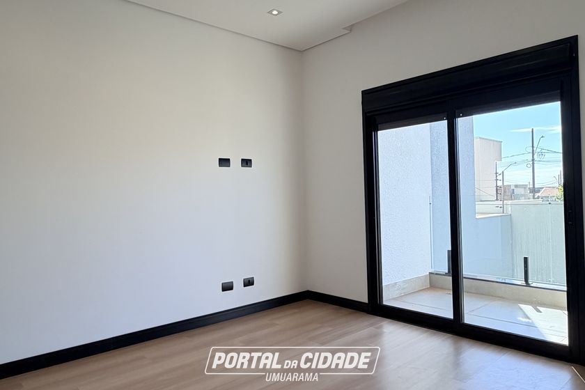 Sobrado &agrave; venda - 200m&sup2; - Jardim Colorado