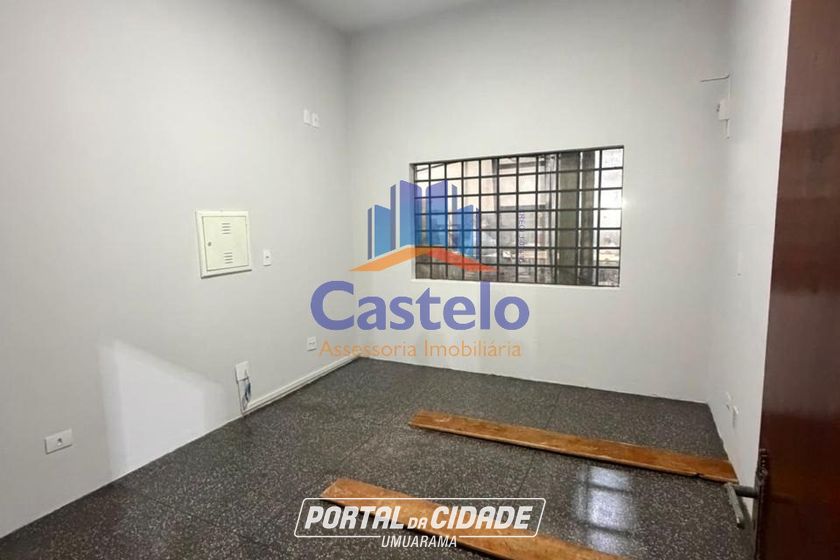 Sal&atilde;o Comercial para alugar - 390m&sup2; - PARQUE DAS LARANJEIRAS