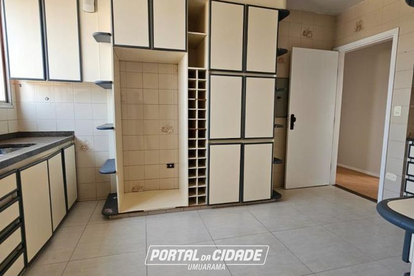Apartamento &agrave; venda - 133m&sup2; - Zona III