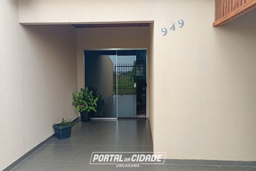Casa &agrave; venda - 100m&sup2; - Serra dos Dourados
