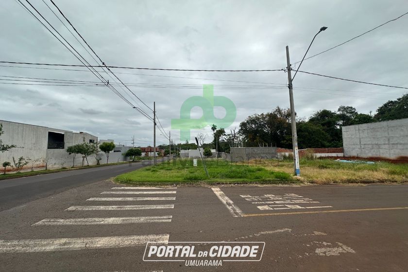 Terreno &agrave; venda - 168m&sup2; - Portugal