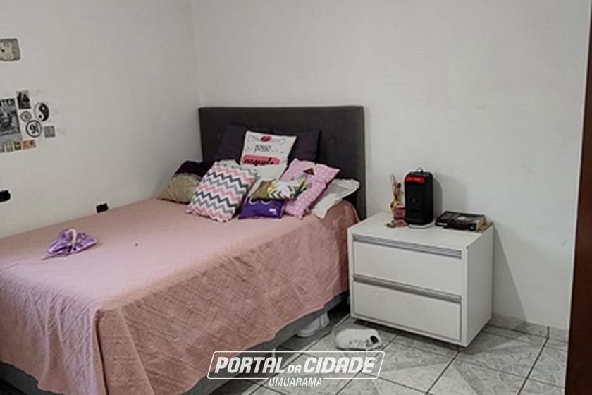 Sobrado &agrave; venda - 233m&sup2; - Zona I