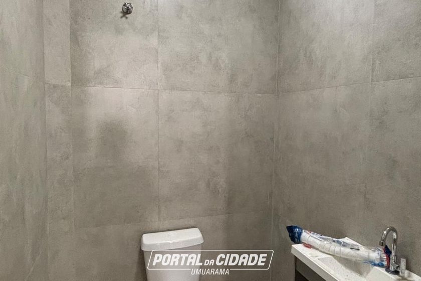 Sal&atilde;o Comercial para alugar - 1000m&sup2; - Parque Industrial II