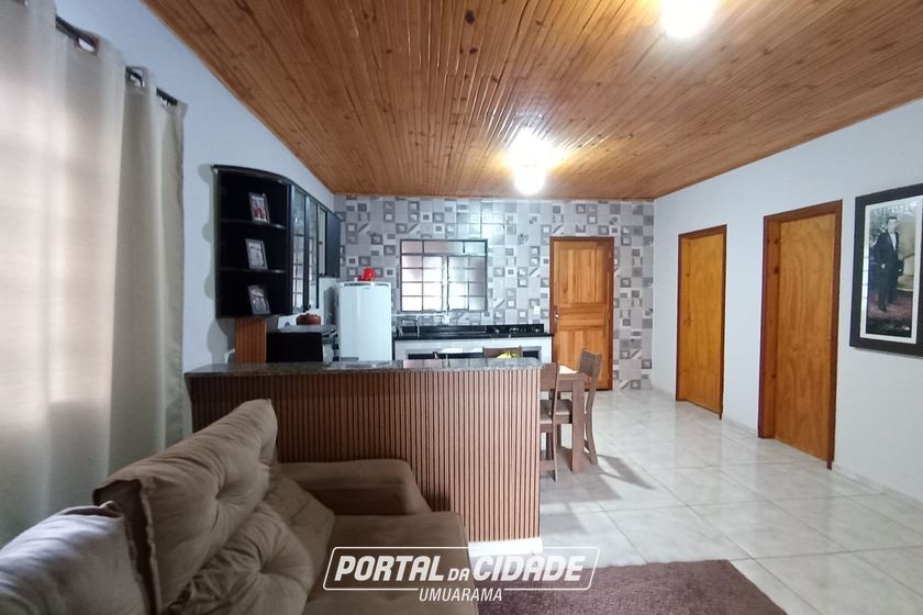 Casa &agrave; venda - 100m&sup2; - Serra dos Dourados