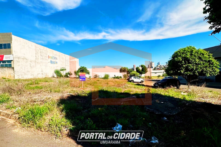 Terreno &agrave; venda - 880m&sup2; - Parque Bandeirantes