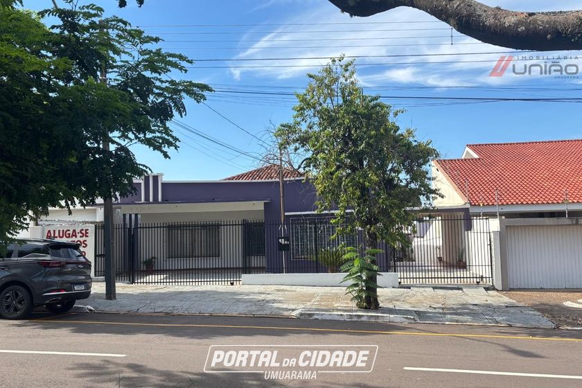 Sala Comercial &agrave; venda - 358m&sup2; - Zona II