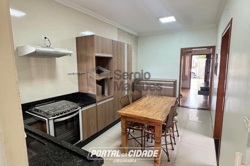 Casa &agrave; venda - 180m&sup2; - JARDIM JOTA MIRANDA