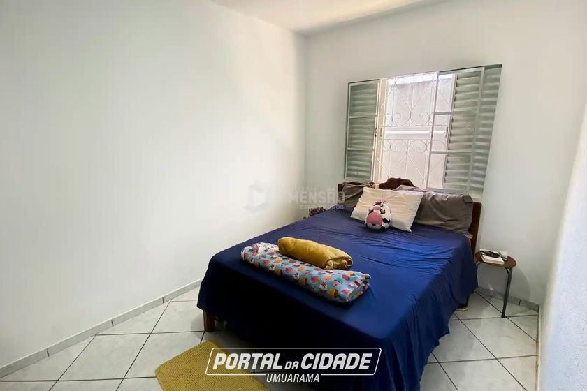 Casa &agrave; venda - 202m&sup2; - Zona Armaz&eacute;m