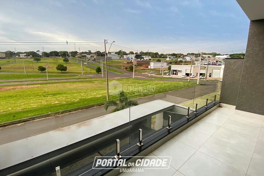 Sobrado &agrave; venda - 181m&sup2; - Jardim Cima